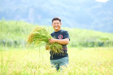 tagami_vol2_smiling