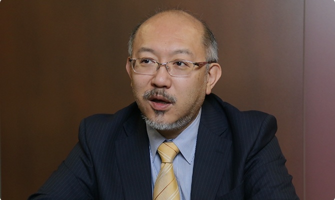 山口 典男